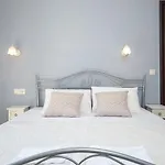 Naxos Luxury * Mikri Vigla