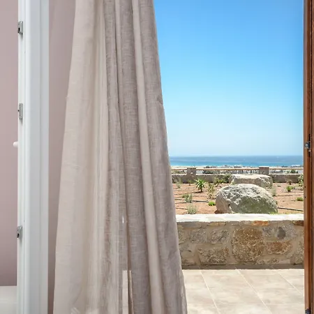 Naxos Luxury