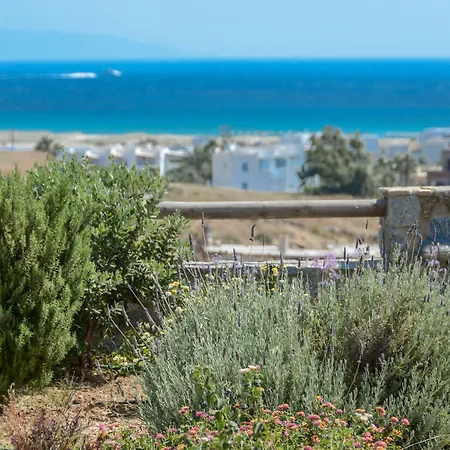 Naxos Luxury