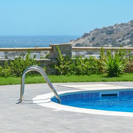 Naxos Luxury *