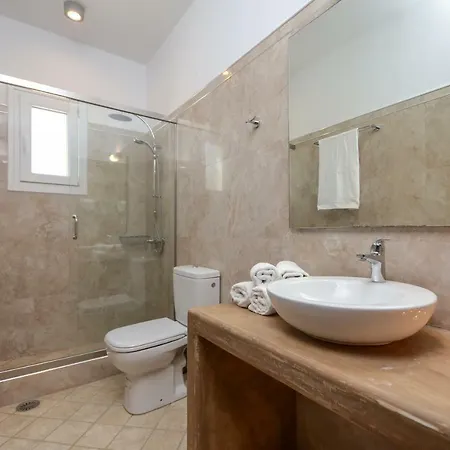 Вилла Naxos Luxury *